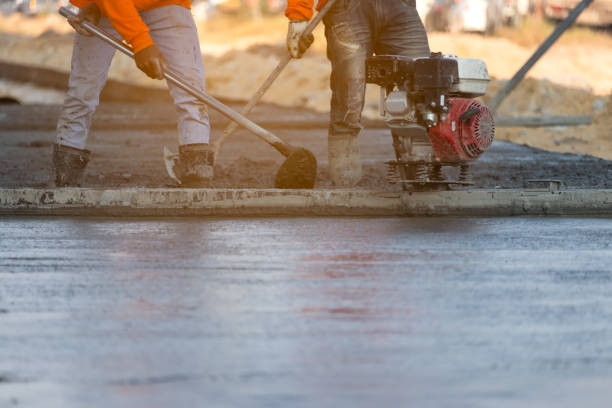 Best Custom Concrete Contractor  in Hildale, UT