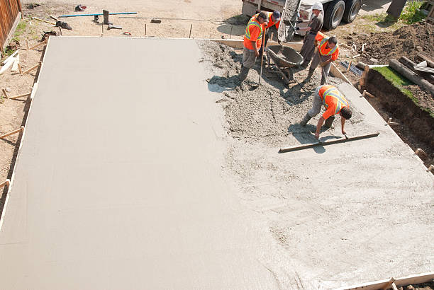 Best Driveways & Floors  in Hildale, UT
